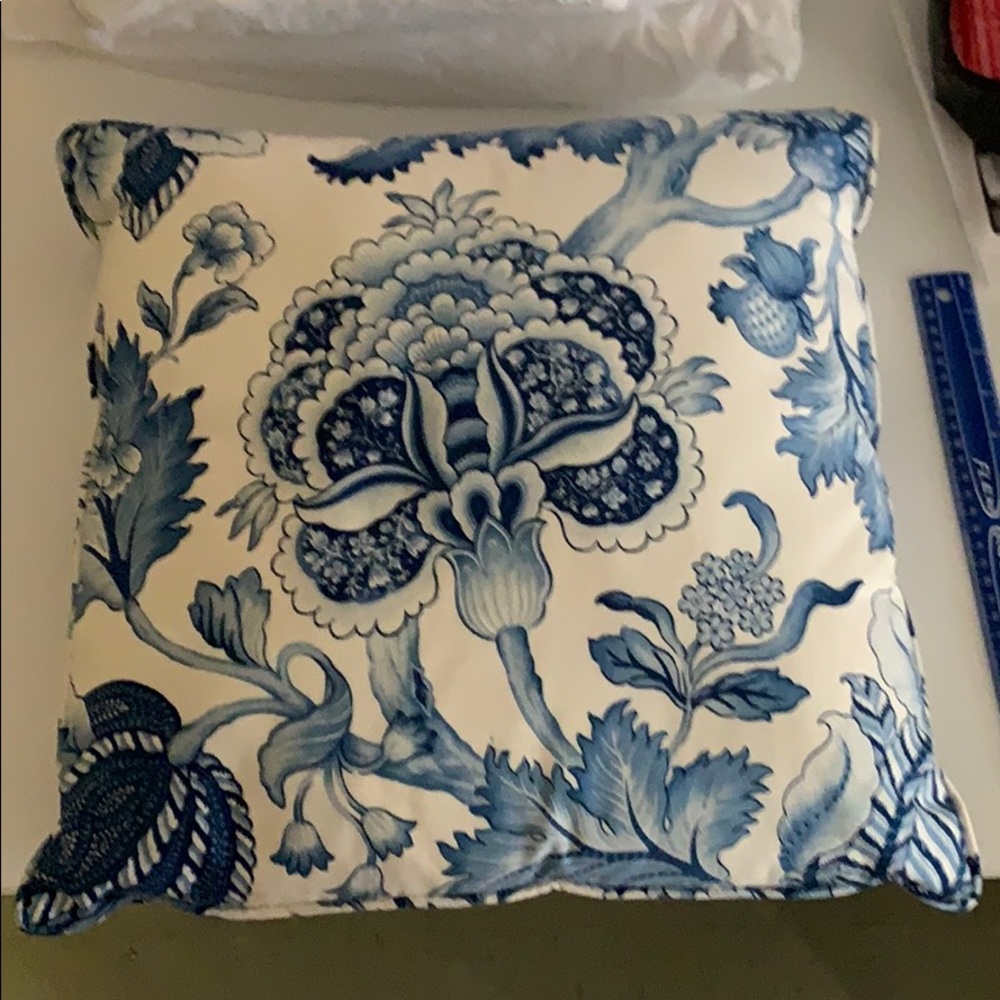 Blue floral pillow (Roberta Freyman fabric)